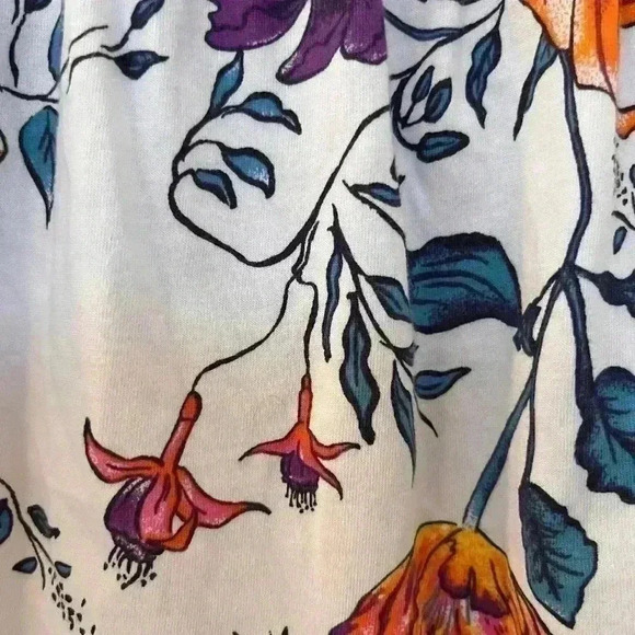 Girl’s Floral Top and Skirt by Green Clothing  Size 4 - Picture 2 of 10